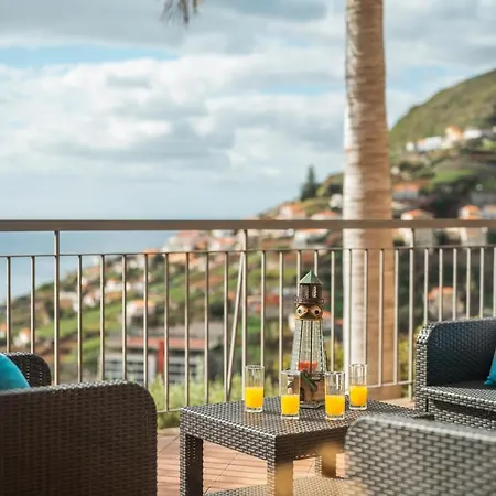 Palm Tree House By Amazing Madeira Villa Camara de Lobos Exterior photo