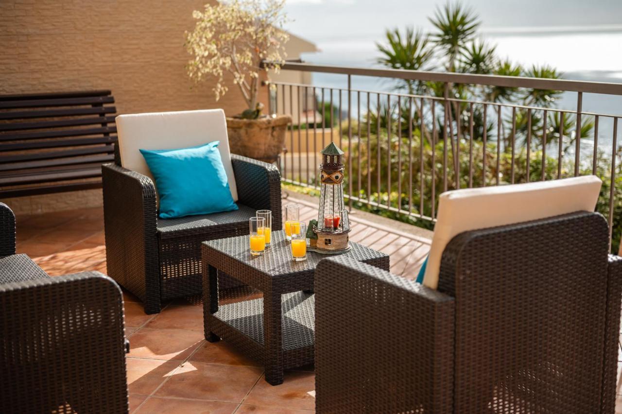 Palm Tree House By Amazing Madeira Villa Camara de Lobos
