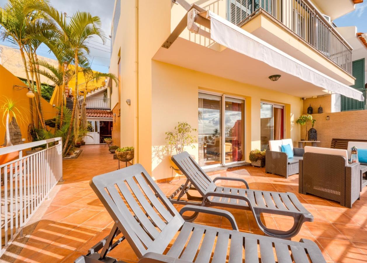 Villa Palm Tree House By Amazing Madeira Camara de Lobos